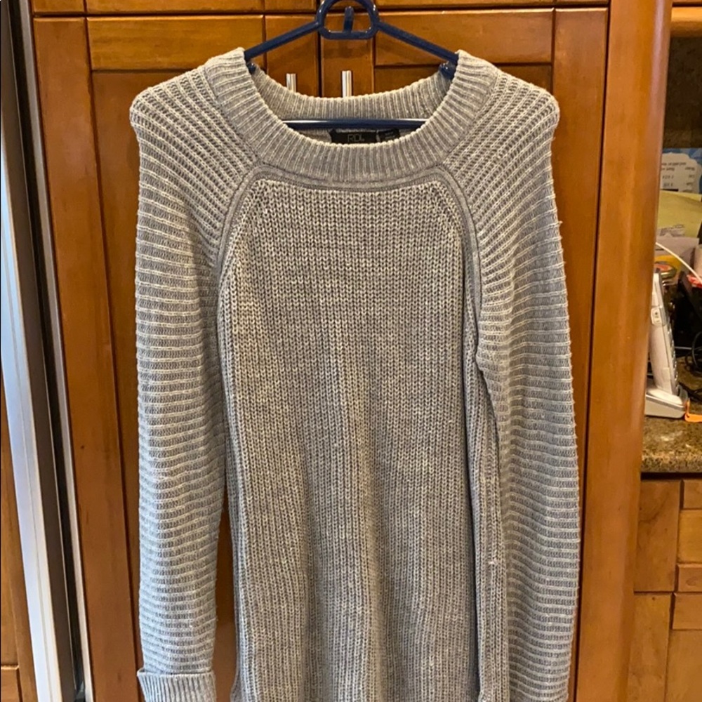 Women’s sweater